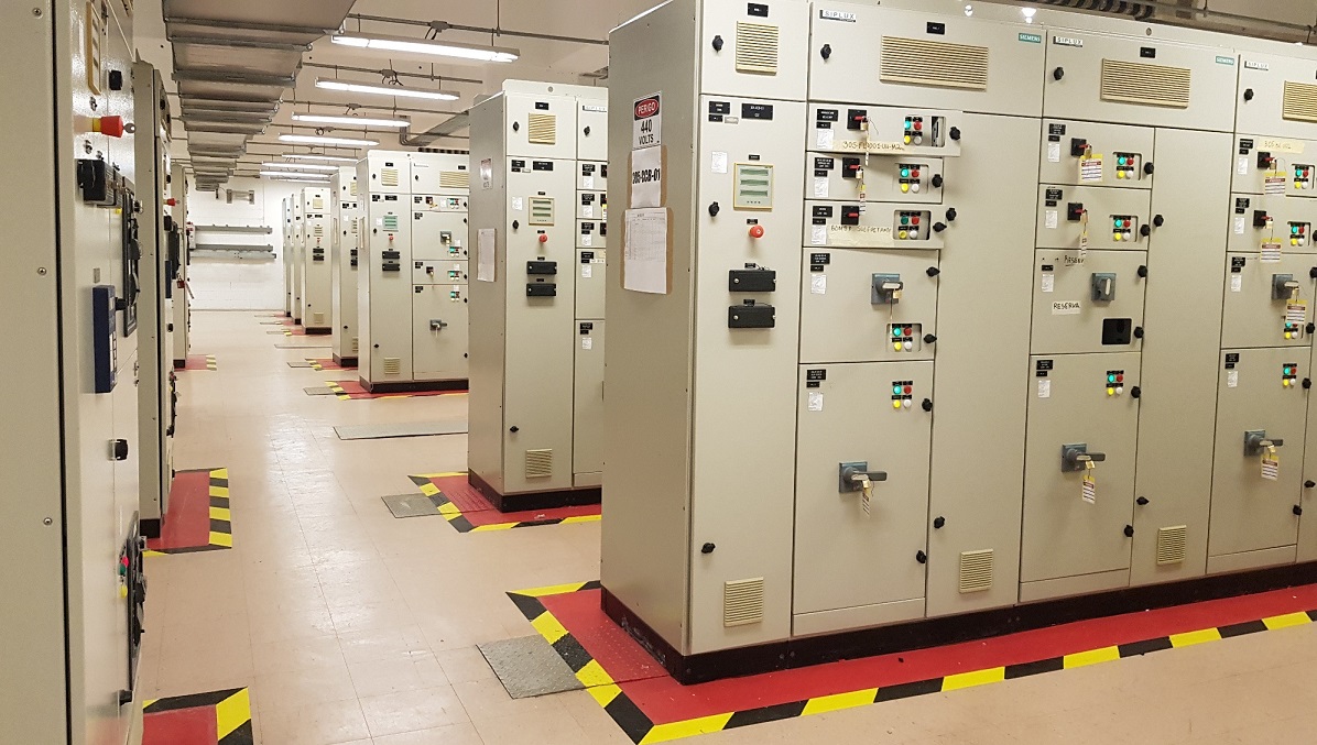 REDE DE COMUNICAÇÃO INDUSTRIAL EM FIBRA ÓPTICA